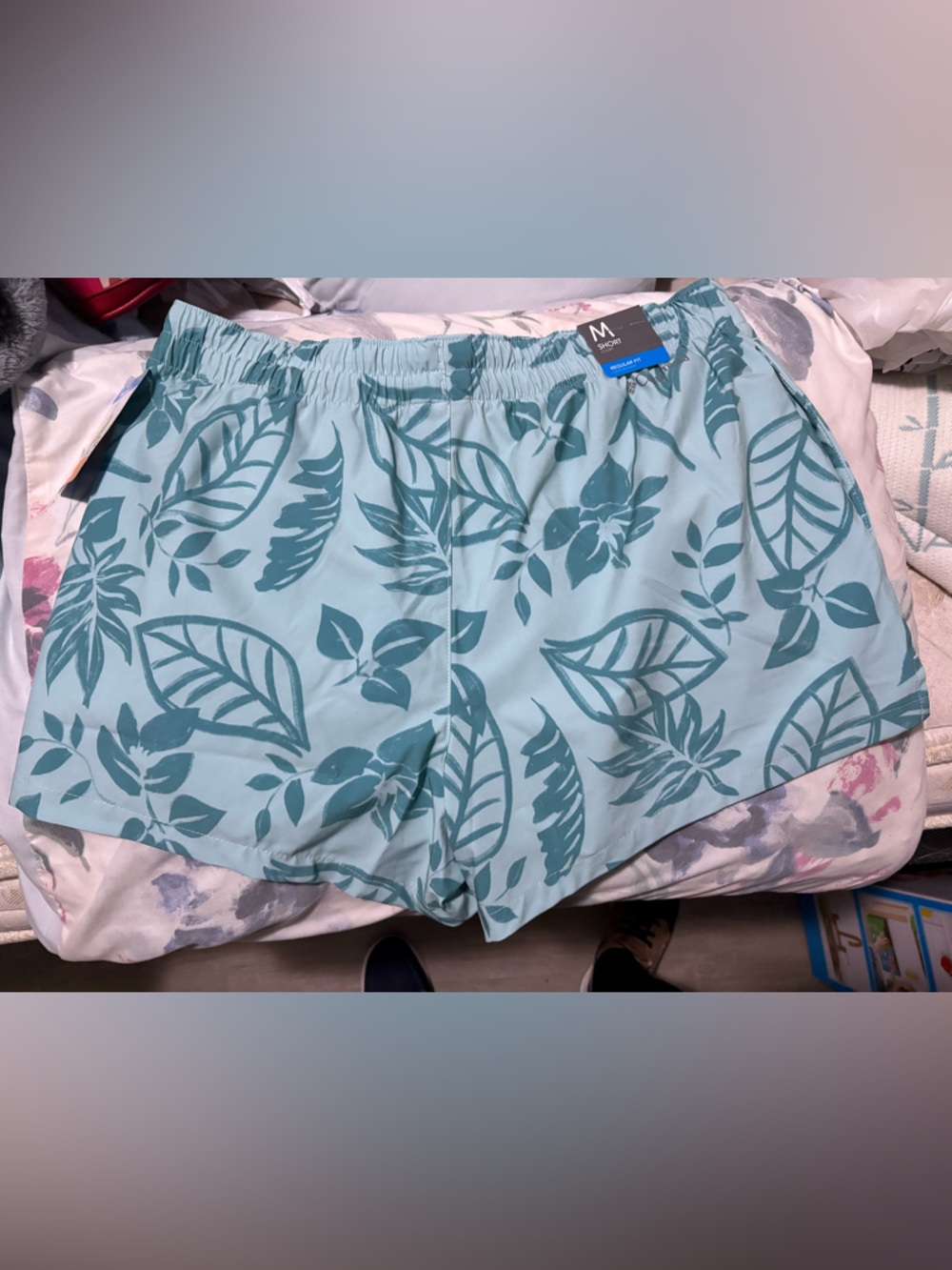 Columbia Women’s Light Teal Tropical Print Swim Shorts Medium NWT - Picture 2 of 2